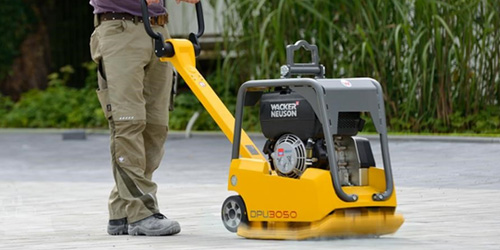 WACKER NEUSON Reversible Vibratory Plates